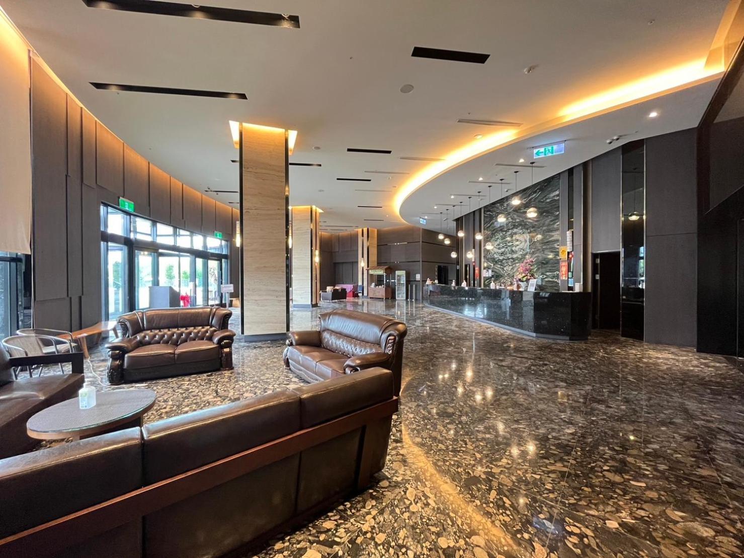 Hotel 綺麗商旅園區館 à T'ai-tung Extérieur photo