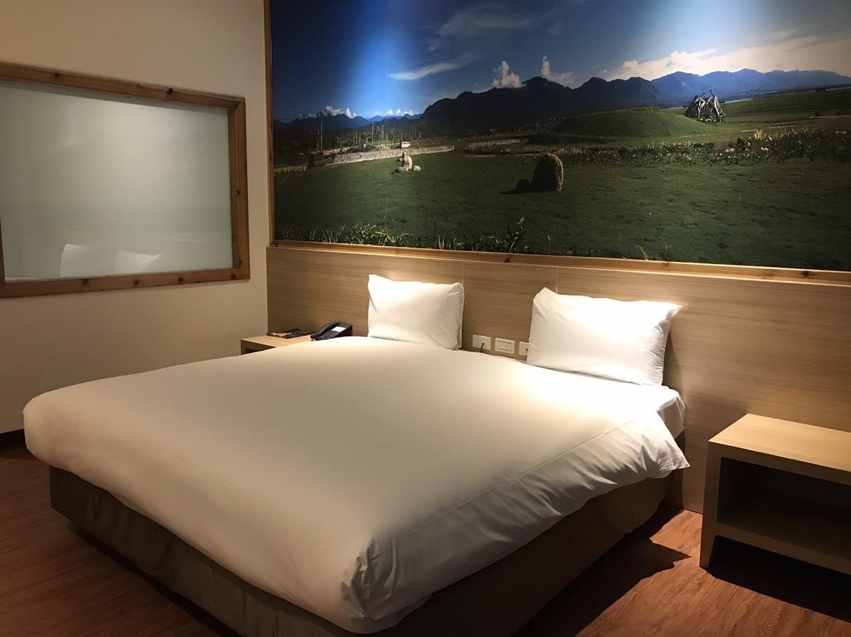 Hotel 綺麗商旅園區館 à T'ai-tung Extérieur photo